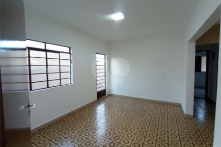 Casa à venda com 2 quartos no Centro, Itapetininga, SP