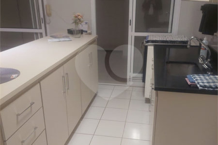 Apartamento à venda com 3 quartos, sendo 2 suítes,  em Vila Andrade, São Paulo, SP