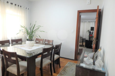 Sobrado à venda com 4 quartos, sendo 1 suíte, em Chácara Santo Antônio (zona Sul), São Paulo, SP