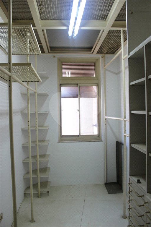 Cobertura à venda com 3 suítes em Santa Cecília, São Paulo, SP