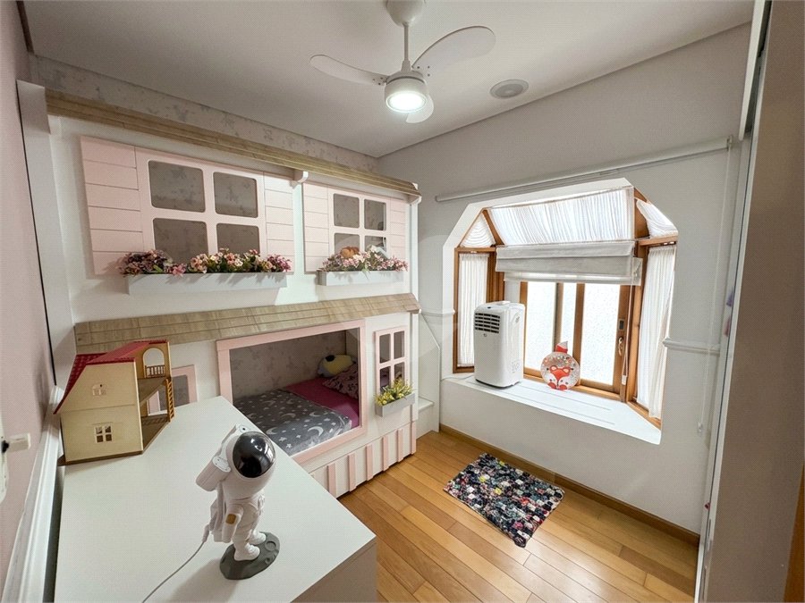 Casa à venda com 3 quartos, sendo 1 suíte, em Brooklin Paulista, São Paulo, SP