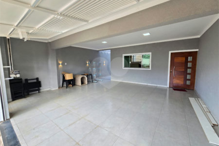 Casa à venda com 3 quartos, sendo 2 suítes, em Portal dos Pinheiros II, Itapetininga, SP
