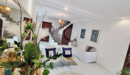 Sobrado à venda com 4 quartos em Santana, São Paulo, SP