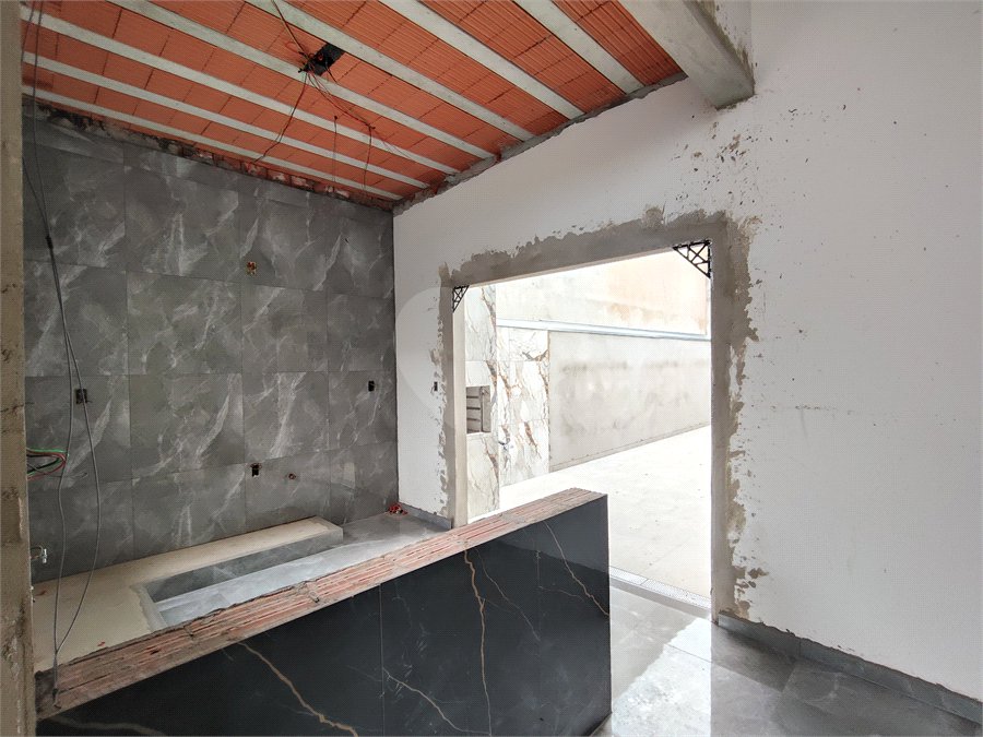 Casa à venda com 3 quartos, sendo 1 suíte, em Parque Itapê, Itapetininga, SP