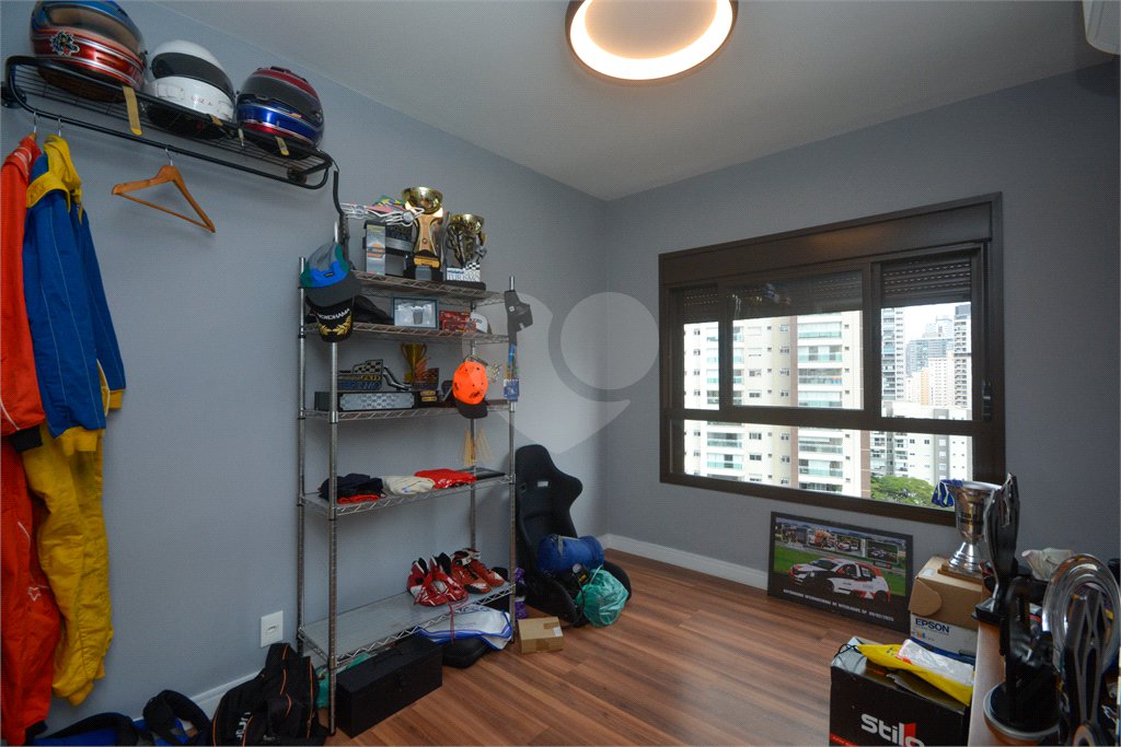 Apartamento à venda com 3 suítes em Brooklin, São Paulo, SP