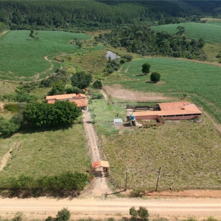 Sítio à venda com 3 quartos em Área Rural de São Miguel Arcanjo, São Miguel Arcanjo, SP