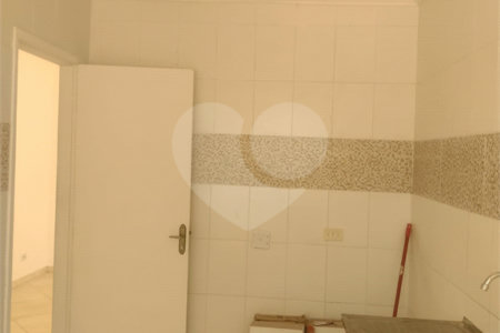 Excelente apartamento térreo no Condomínio Recanto Verde