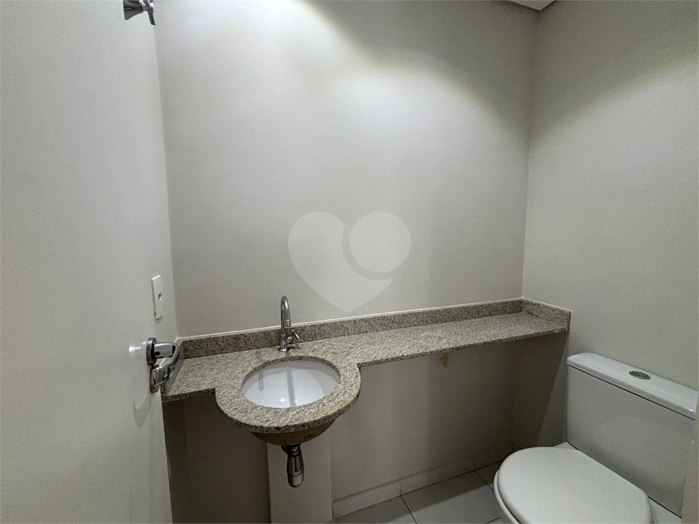 Apartamento para alugar com 3 quartos, sendo 1 suíte, em Barra Funda, São Paulo, SP