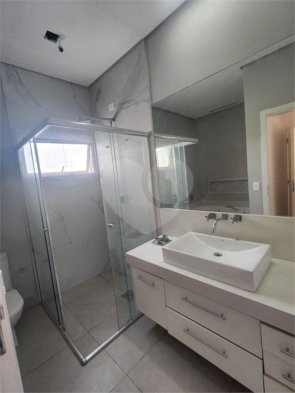 Casa à venda ou para alugar com 4 suítes no condomínio Residencial Jaguary, São José dos Campos - SP