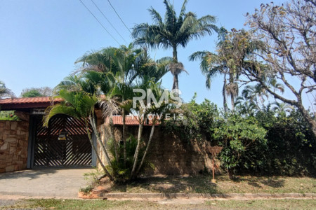 Chácara à venda com 4 quartos, sendo 2 suítes,  em Chácara Sete Quedas, Itu, SP