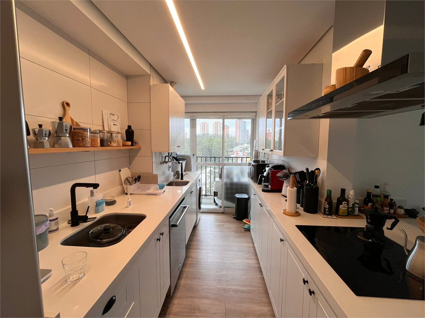 Apartamento à venda com 3 quartos, sendo 2 suítes, em Vila Andrade, São Paulo, SP