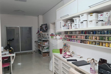 Triplex à venda com 4 suítes em Vila Oliveira, Mogi das Cruzes, SP