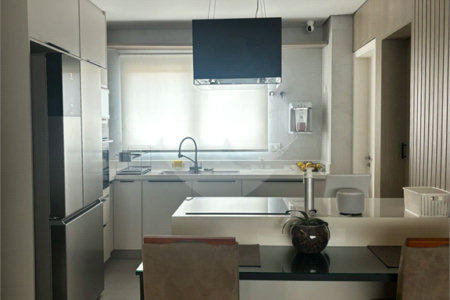 Apartamento à venda com 3 quartos, sendo 1 suíte, em Vila Paulicéia, São Paulo, SP