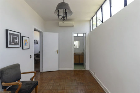 Sobrado à venda com 4 quartos, sendo 2 suítes, em Vila Morumbi, São Paulo, SP