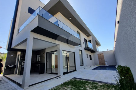 Casa à venda com 3 quartos, sendo 2 suítes, em Nova Gardênia, Atibaia, SP