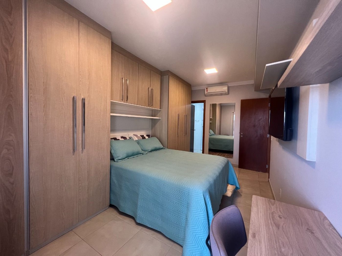Apartamento com 2 dormitórios à venda, 94 m² por R$ 1.580.000,00 - Gonzaga - Santos/SP