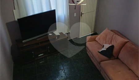 Sobrado à venda com 2 quartos em Tremembé, São Paulo, SP