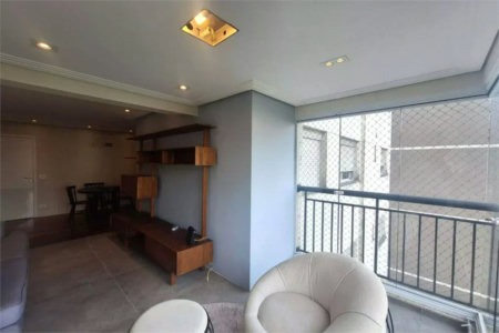 Apartamento à venda com 3 quartos, sendo 1 suíte, em Parque Reboucas, São Paulo, SP