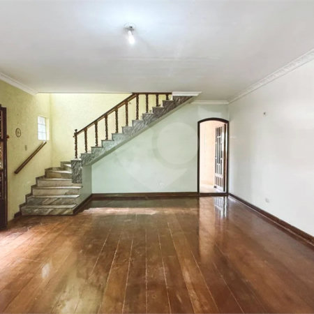 Sobrado à venda com 3 quartos, sendo 1 suíte,  em Vila Dom Pedro II, São Paulo, SP
