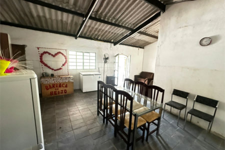 Chácara à venda com 3 quartos em Chácara Sete Cruzes, Suzano, SP