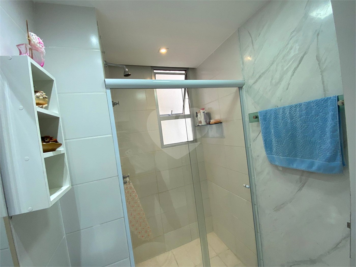 Apartamento à venda com 2 quartos em Jacarepaguá, Rio de Janeiro, RJ