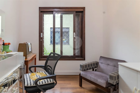 Casa à venda com 3 quartos, sendo 1 suíte, em Jardim Paulistano, São Paulo, SP