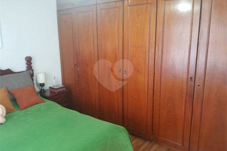 Sobrado à venda com 3 quartos, sendo 1 suíte, em Campo Grande, São Paulo, SP