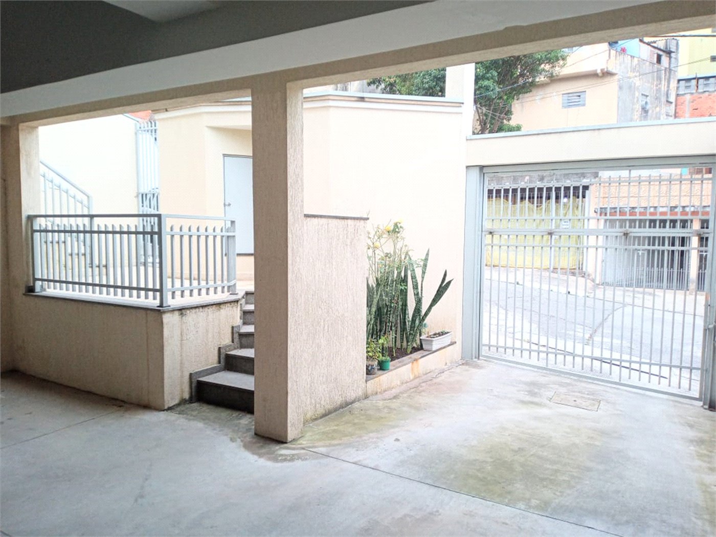 Casa à venda com 3 quartos, sendo 1 suíte,  no condomínio Residencial Vila Primavera (zona Norte), São Paulo - SP