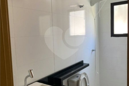 Sobrado à venda com 2 quartos em Santana, São Paulo, SP