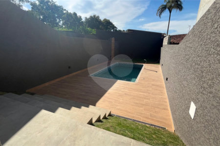 Casa à venda ou para alugar com 3 suítes em Nova Gardênia, Atibaia, SP