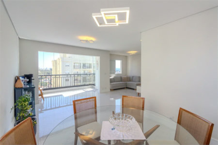 Apartamento à venda com 3 suítes em Vila Ipojuca, São Paulo, SP