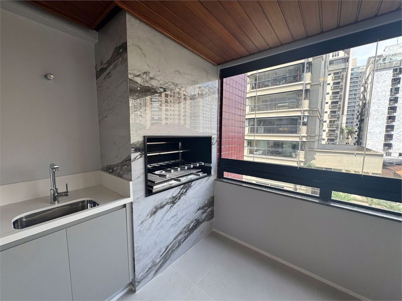 Apartamento com 4 dormitórios à venda, 295 m² por R$ 3.200.000,00 - Boqueirão - Santos/SP