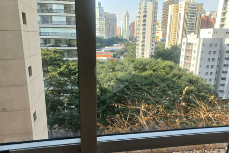 Apartamento à venda com 4 quartos, sendo 2 suítes, em Vila Uberabinha, São Paulo, SP