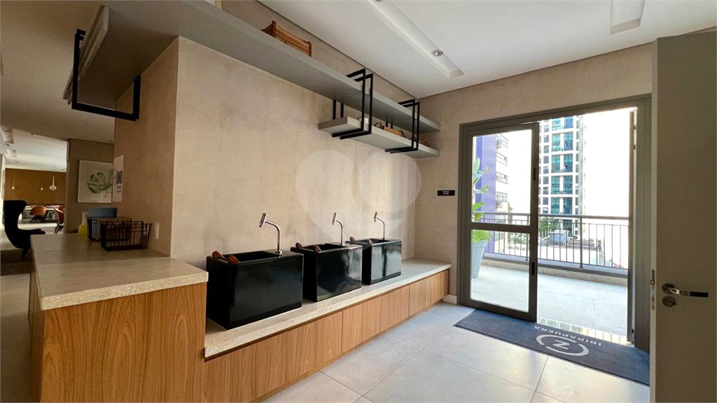 Apartamento à venda com 2 quartos em Moema, São Paulo, SP
