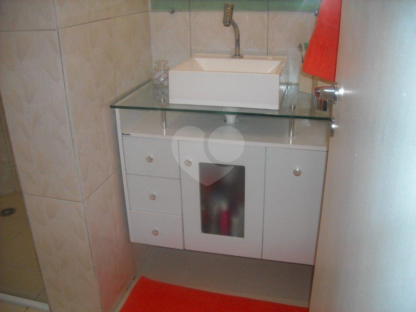 Apartamento à venda com 4 quartos, sendo 1 suíte, em Enseada, Guarujá, SP