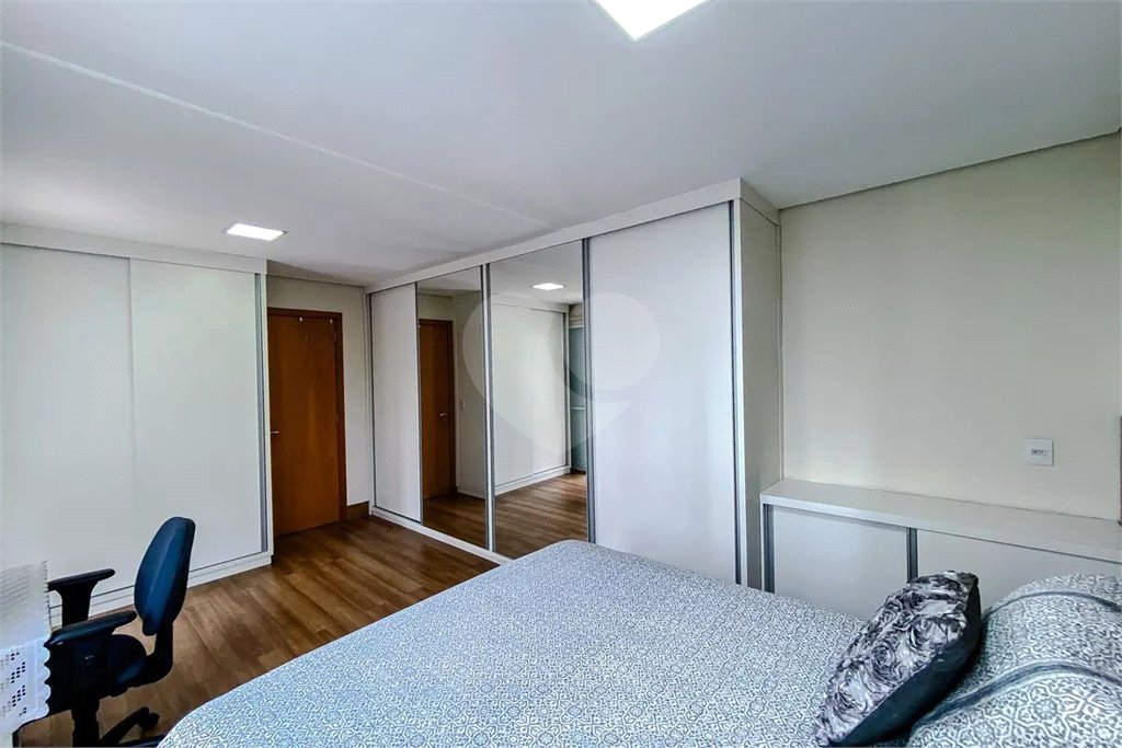 Duplex de 96m2 decorado com varanda gourmet e 2 vagas no Alto do Ipiranga