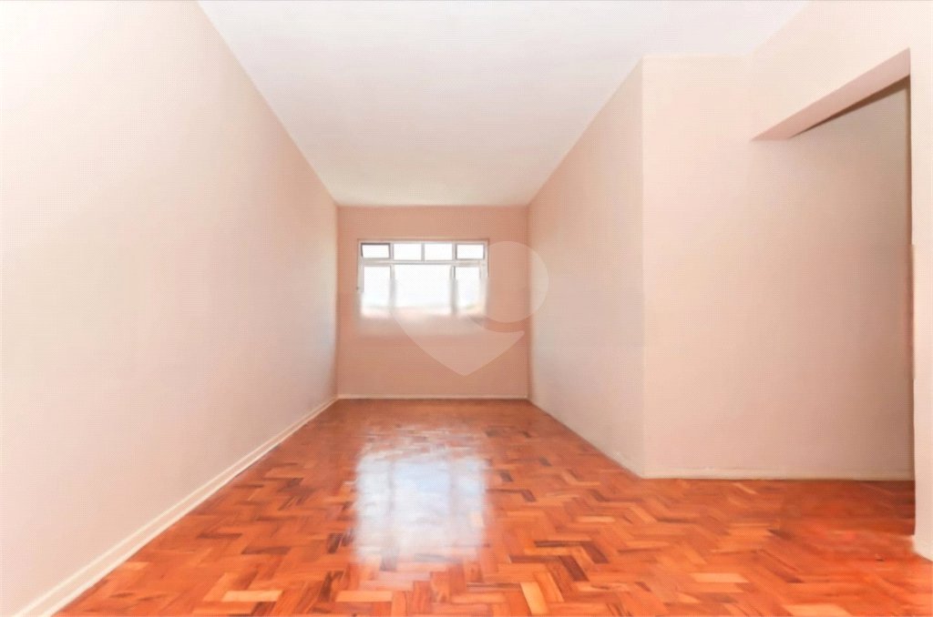 Apartamento espaçoso próximo ao Metrô Santa Cecília com forte potencial de valorização