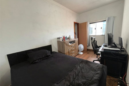 CASA A VENDA N EMBARÉ
