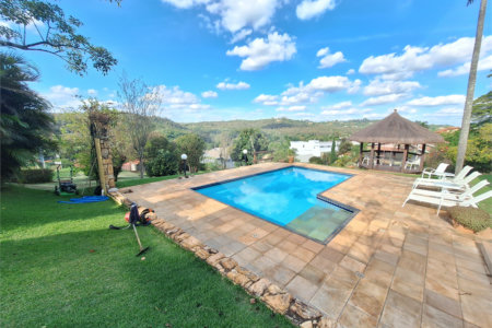 Casa a Venda no Condomínio Chácaras do Lago em Vinhedo/SP