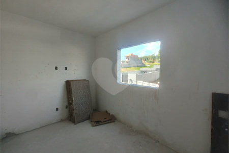 Apartamento 2 dormitórios com 1 vaga de garagem, excelente localização, programa MCMV, pagto parcelado