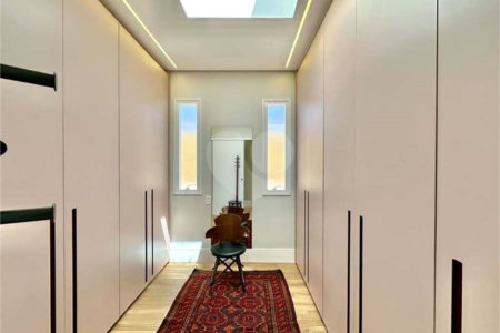 Casa Contemporânea e Mobiliada no Condomínio Palos Verdes – A Essência do Alto Padrão na Granja Viana – 7 suítes, 4 pavimentos com elevador