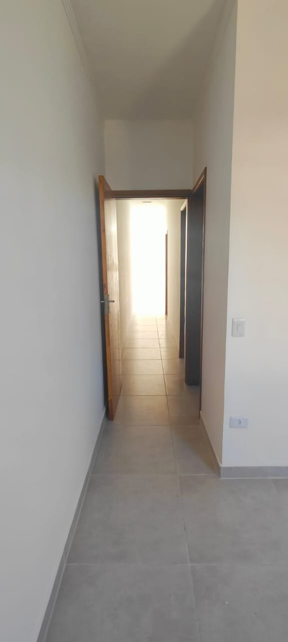 Casa à venda com 2 quartos, sendo 1 suíte, em Nova Itanhaém, Itanhaém - SP