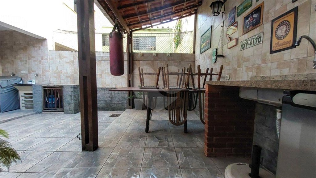 Casa à venda com 3 quartos, sendo 1 suíte,  em Vila Paulista, São Paulo, SP