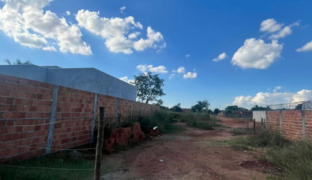 Terreno à venda em Parque Residencial Osmar F Dutra, Três Lagoas, MS