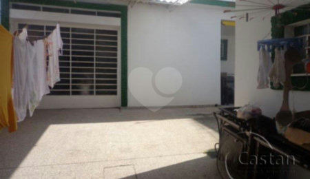 Sobrado à venda com 3 quartos, sendo 1 suíte,  em Mooca, São Paulo, SP