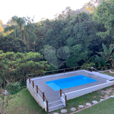 CHÁCARA EM ATIBAIA