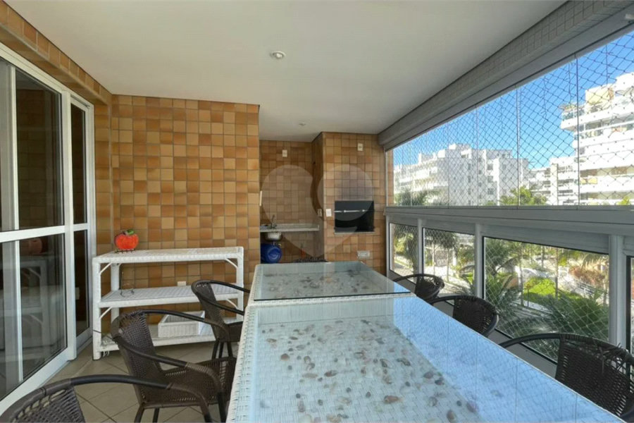 Apartamento à venda ou para alugar com 3 quartos, sendo 1 suíte,  em Riviera de São Lourenço, Bertioga, SP