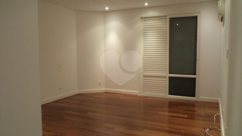 Apartamento para alugar com 4 suítes em Alto da Boa Vista, São Paulo, SP