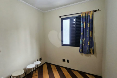 Apartamento à venda | 72 m² | 3 quartos (1 suíte) | 1 vaga | Próximo ao Metrô Saúde
