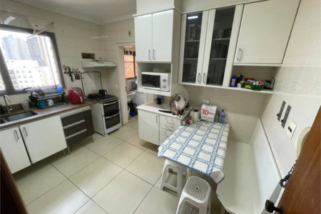 Apartamento à venda com 3 quartos, sendo 1 suíte, em Parque Bairro Morumbi, São Paulo, SP
